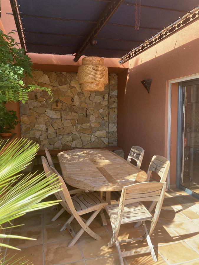 Riad La Londe La Londe-les-Maures Exterior foto